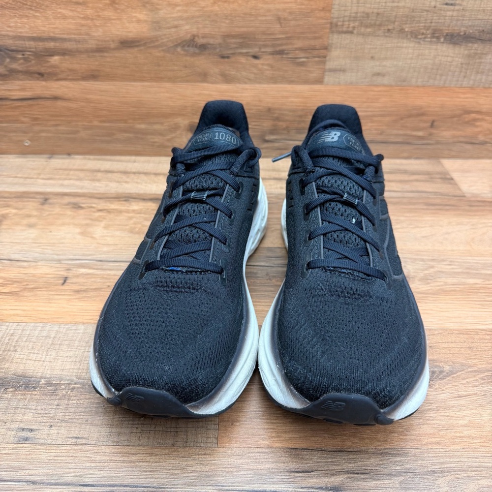 New Balance Women's 9.5 W1080V13 Running Shoes, Black/White X-Wide - Picture 3 of 8